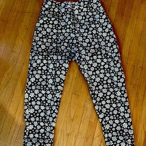 Big bud press lazy daisy pencil pants